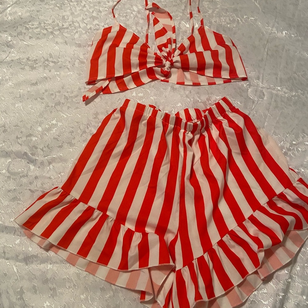 Two piece set